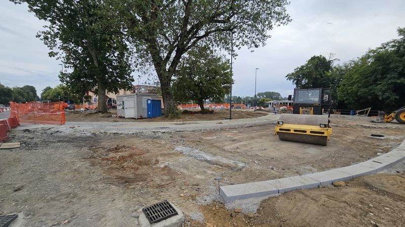 Largo Moreni cantiere