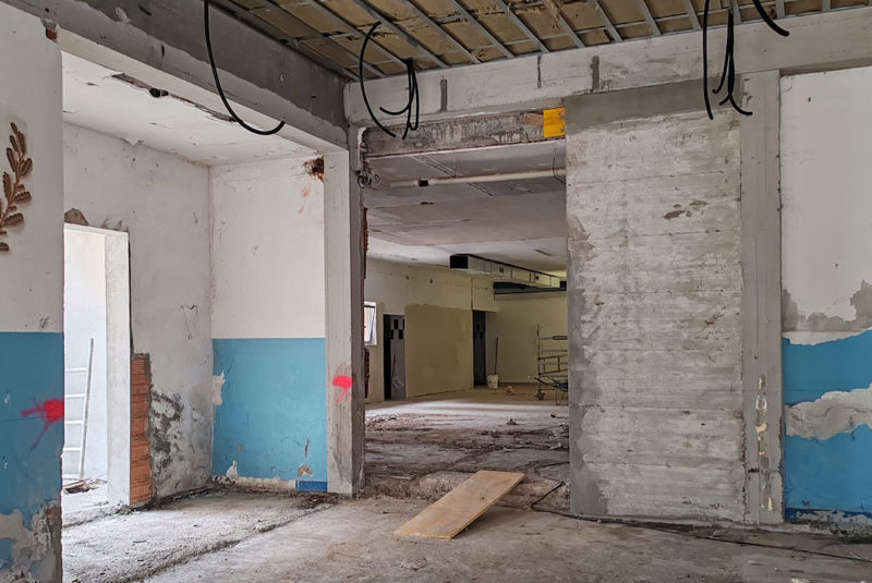 Lavori alla Piscina convertibile