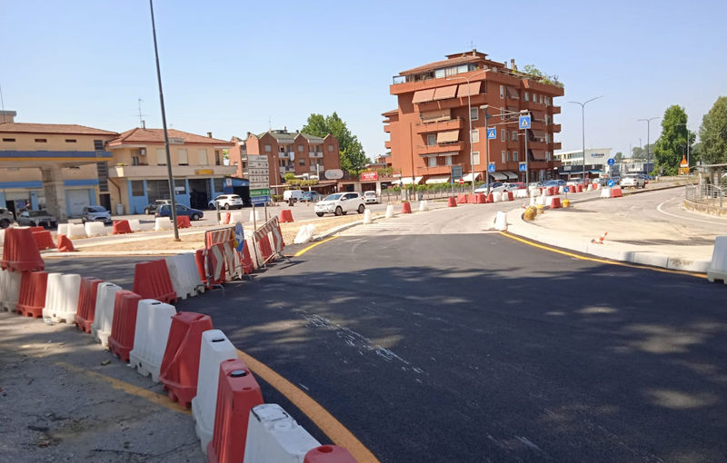 Largo Moreni cantiere